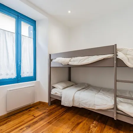 Moderne 6 Personnes Apartament