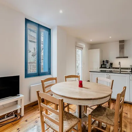 Moderne 6 Personnes Apartament
